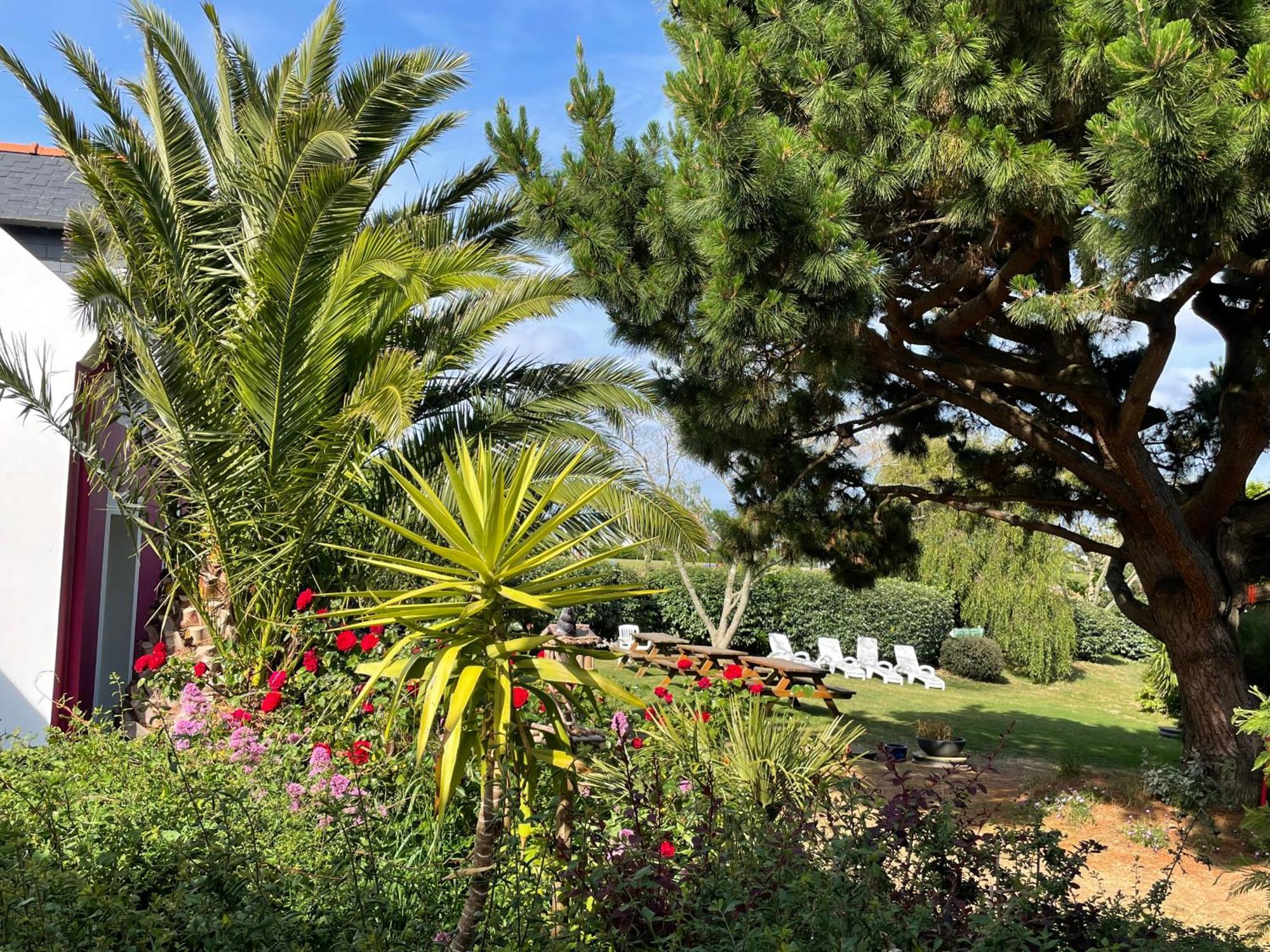 Hotel Aux Tamaris Sauzon Luaran gambar