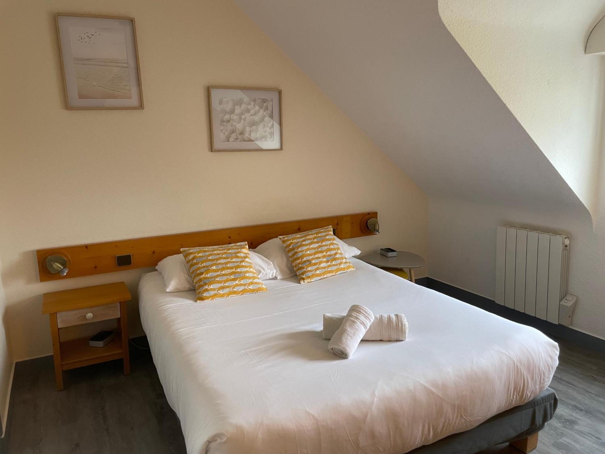 Hotel Aux Tamaris Sauzon Luaran gambar